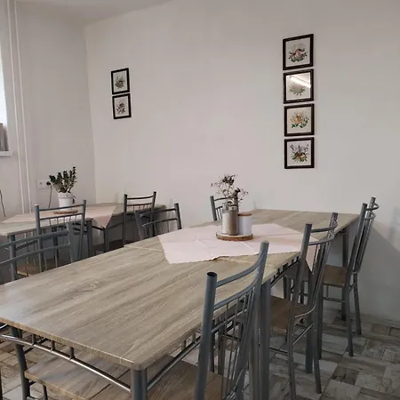 Turisticka Hornad בית הארחה *